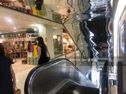 Holland Road Shopping Centre (D10), Retail #270215661